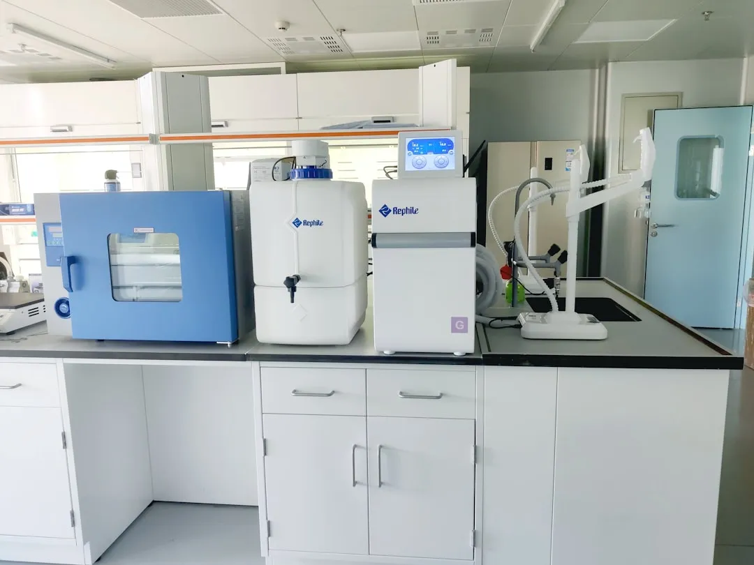 教学显微镜与生物显微镜的差异及实验教学适配建议正文配图 2